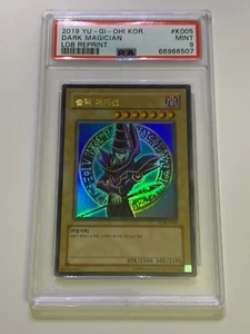 Dark Magician LOB-K005 Ultra Raro PSA 9 Coreano Yu-Gi-Oh! - Imagen 1 de 2
