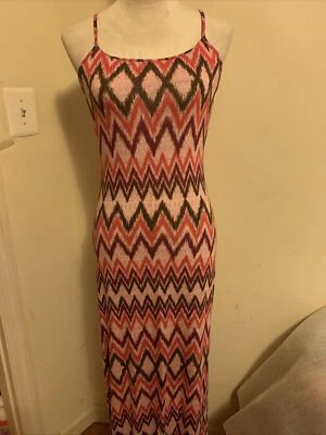 Maxi vestido para mujer XOXO con tirantes de espagueti en zigzag con detalles de encaje en la espalda S Foto 1 de 4