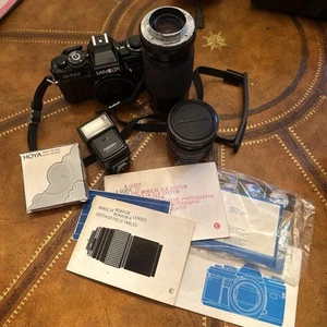 Minolta X-700 35mm Film SLR Camera Bundle w/ Lenses, Flash, Filters & Manual - Picture 1 of 12