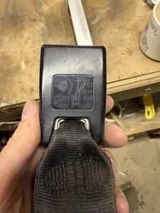 Touran, Middle Row Middle Seat, Belt Stalk. 1T0857739B - Picture 1 of 6