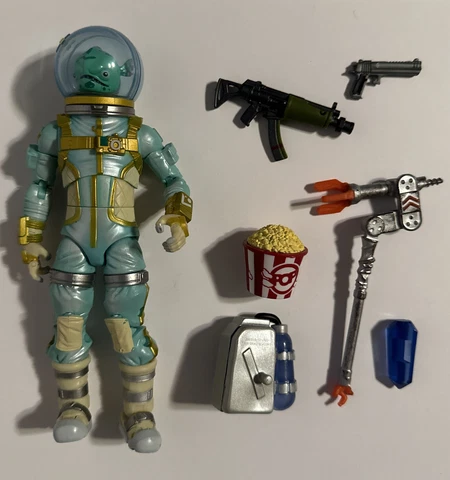 Fortnite Legendary Series 2 Leviathan 6” Figure Complete Classic Marvel Legends Cover