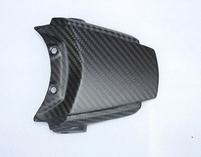 Punta carcasa trasera SUZUKI GSXR 1000 2017 2018 2019 2020 2021 2022 CARBONO M Foto 1 de 3