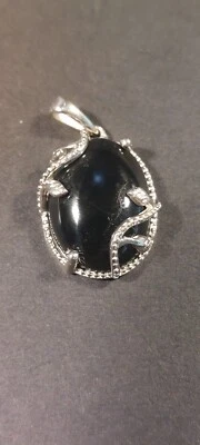 Colgante de ónix negro enlace de platino sobre latón 14,5 CTW 6,07 gms 24 mm x 17 mm Foto 1 de 4