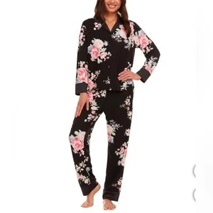 Black and Pink Floral Pajama Set with Long Sleeves 🌷 - Picture 1 of 5