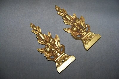 Dos, PEQUEÑOS, Vintage, Latón Macizo, Ormolu Decorativo - Ver Tono Descripción Foto 1 de 4