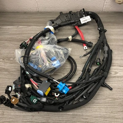 genuine Renault Cablage Moteur (engine wiring harness) P/N 240116120R - Image 1 of 4