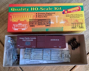ROUNDHOUSE HO SCALE 07916 UNION PACIFIC LINCOLN 36FT OLD TIME BOX CAR - BOXED - Bild 1 von 6
