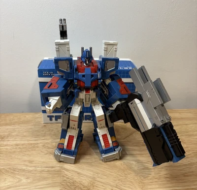 Transformers Ultra Magnus FansProject TFX-01 TF-Parallax City Commander 2008 - Image 1 of 4