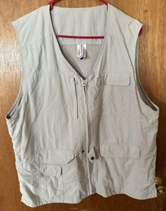 Magellan Sportswear Mens Vintage Fishing Vest Large Beige Nylon Zip Pockets - Picture 1 of 5