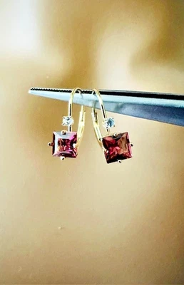 Pendientes Huggie Princesa Amatista Oro Amarillo 14K Estate Foto 1 de 4