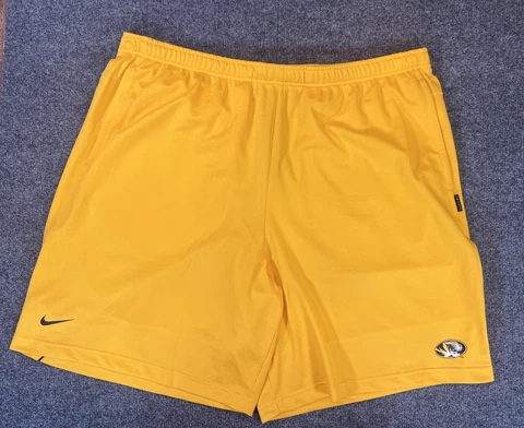 Nike Dri Fit Mens 3XL Gold Missouri Tigers Mizzou Logo Shorts New With Tags Cover