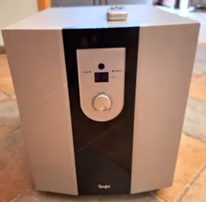 Teufel Subwoofer Concept S Aktiv Silber mit Fernbedienung - Bild 1 von 9