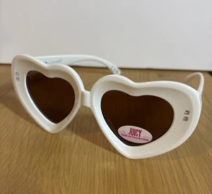 Juicy Couture Majesty Sonnenbrille weiß herzförmiges Gestell NEU - Bild 1 von 4