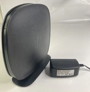 Belkin G Wireless Router Bundle Model #F9K1001v3 Includes: Power & Internet Cord - Picture 1 of 8