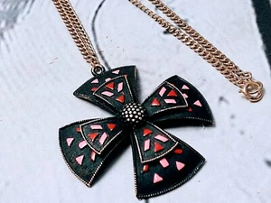 Vintage Maltese Cross Necklace ALAN J Enamel Pink/Red/Black 26" Retro Cross - Bild 1 von 8