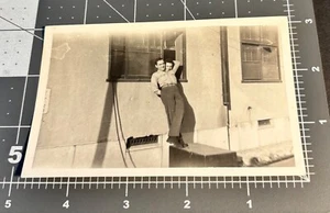 Loving Men AFFECTIONATE Military Man HUG Love Vintage Gay Int Snapshot PHOTO - Picture 1 of 3