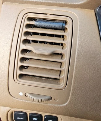 Juego de 2 ventilaciones de tablero de instrumentos Honda Pilot 2006-2008 bronceado OEM aire acondicionado calor cuarto de cuarto Foto 1 de 2