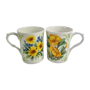Pair Kingsbury Fine Bone China Floral Mugs Made in England Staffordshire - Picture 1 of 7