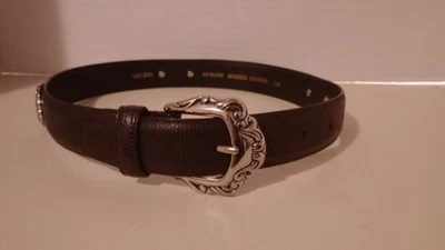 Cinturón de cuero genuino para niñas jóvenes negro con detalles plateados talla pequeña Foto 1 de 4