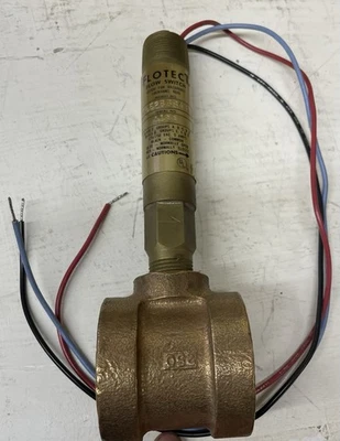 FLOTECT V6EPBBS4B 125/250VAC 5A 1 1/2" Flow Switch Dwyer - Image 1 of 4