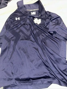Camisa con botones Notre Dame Under Armour 2xl equipo térmico letras espinales equipo emisión - Imagen 1 de 5