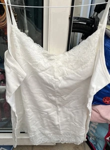 Ladies White Vest Top lace BNWT - Picture 1 of 11