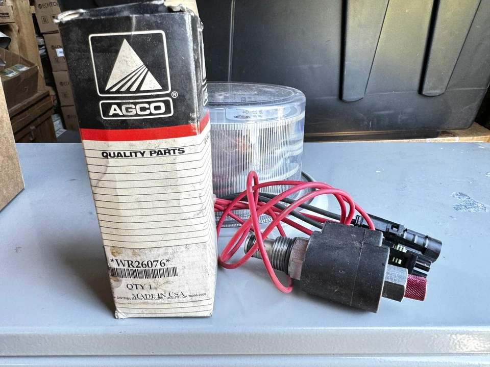 Electroválvula AGCO WR26076 nueva en caja ** Foto 1 de 1