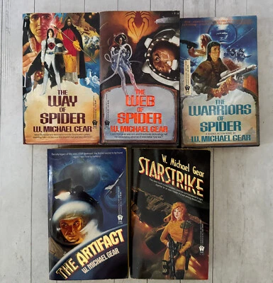 SPIDER TRILOGY LOT 3  W. Michael Gear 1ST PRINTS DAW + ARTIFACT & STARSTIKE PB Foto 1 de 4