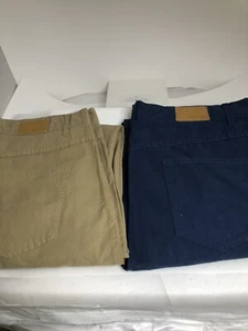 LINCS NEU ZWEI PAAR HERREN BAUMWOLLE KHAKI JEANS TAILLE 40" INNENNAHT 30" 1 BLAU 1 KHAKI. - Bild 1 von 12