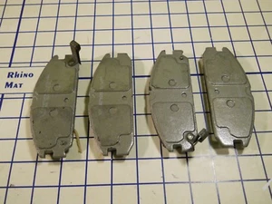 Wagner MX334 ThermoQuiet Semi Metallic Front Brake Pads - Bild 1 von 3