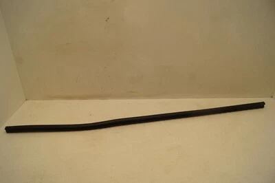 Land Rover Discovery 1999-2004 capó moldura guardabarros de goma derecho 41 pulgadas Foto 1 de 4