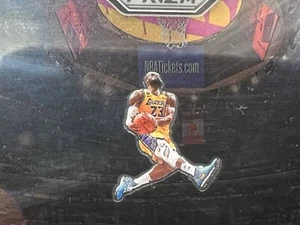 2020-21 Panini Prizm Basketball: LeBron James - Kobe Tribute Dunk #1, SGC 9,5 - Bild 1 von 24