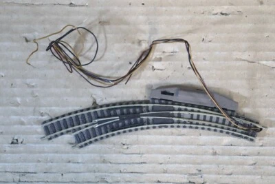 FLEISCHMANN PICCOLO 9174 N GAUGE ELECTRIC LEFT CURVE TURNOUT POINT TRACK od - Image 1 of 4