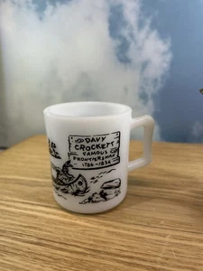1950's Davy Crockett Famous Frontiersman Milk Glass Child's Mug 4oz - Picture 1 of 6