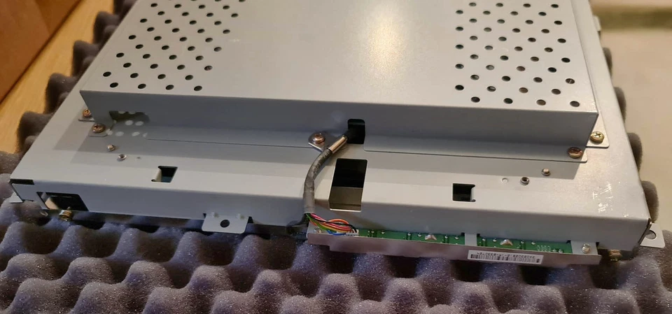 TFT 15 Zoll Display FXT1503K LCD-Monitor - Bild 1 von 4