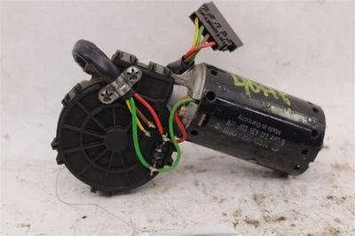 WIPER MOTOR CL500 S430 S500 S600 00 01 02 03 04 05 06 0390241435CDP 1021647 - Image 1 of 4