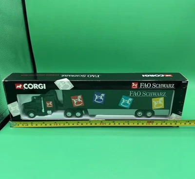Corgi FAO Schwatrz Kenworth Articulated Truck 98529 - Image 1 of 4