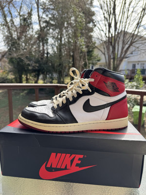 Size 10 - Jordan 1 Retro High OG Black Toe 2016 884500946125 Size 10 - Jordan 1 Retro High OG Black Toe 2016 884500946125