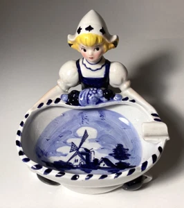 Blue Delft Dutch Girl Blue & White Windmill Ashtray Made in Japan Vintage - Picture 1 of 10