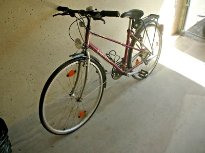 UNIVEGA FAHRRAD - DAMEN / MÄDCHENRAD - Bild 1 von 3