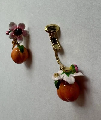 Pendientes de clip Les Nereides chapados en oro de 18 quilates fruta y flor nuevos Foto 1 de 4