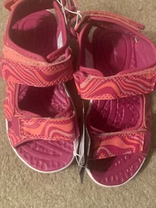 Eddie Bauer Big Mädchen verstellbarer Riemen River Sandale, heißrosa Krawatte-Färbung - Bild 1 von 2