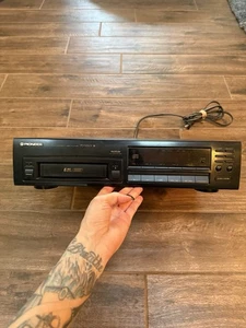 Pioneer PD-M502 6-disc CD Changer & Player  TESTED + WORKING! - Picture 1 of 6