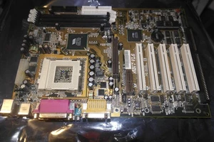 Placa madre ABIT VL6 ATX Socket 370 audio universal AGP PCI ISA VIA 693 - Imagen 1 de 13