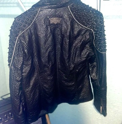Chaqueta de mujer Affliction negra premium Moto con clavos, negra, talla mediana Foto 1 de 4