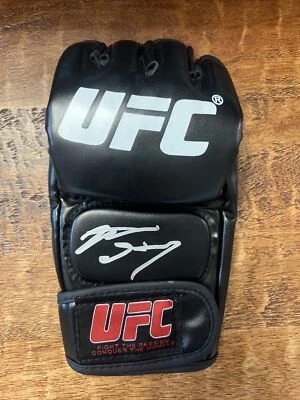Nate Diaz Signed UFC MMA Glove JSA Coa Autographed - Image 1 of 4