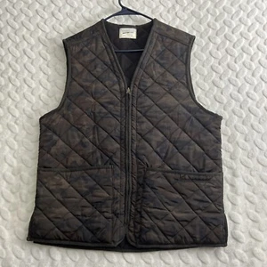 Field & Stream Camo Vest Large Pockets Green Quilted - Picture 1 of 9
