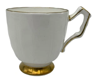 Copa Aynsley Golden Crocus Demitasse (SOLO) - Imagen 1 de 2