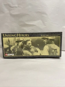 CORGI 1/48 DIE CAST UNSUNG HEROES veitnam series UH-1C HURY HOG - Picture 1 of 7