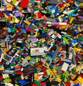 LEGO Booklet Lot Spider Man City Star Wars Ninja Misc Sets Figurines Approx 12lb - Picture 1 of 16